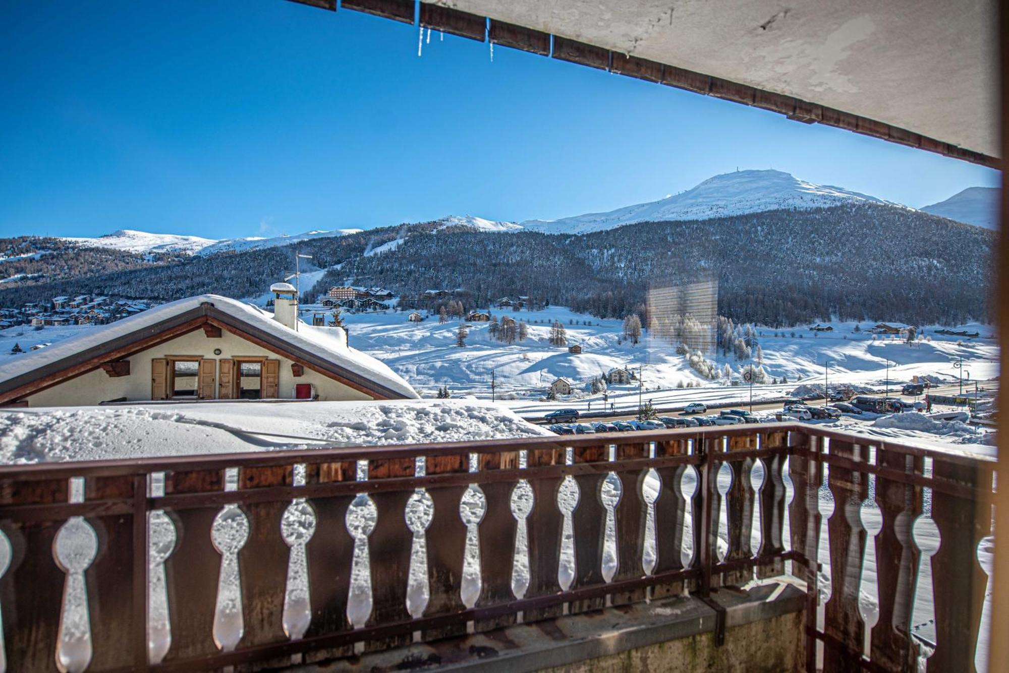 Residence Livigno Myholidaylivigno Bagian luar foto